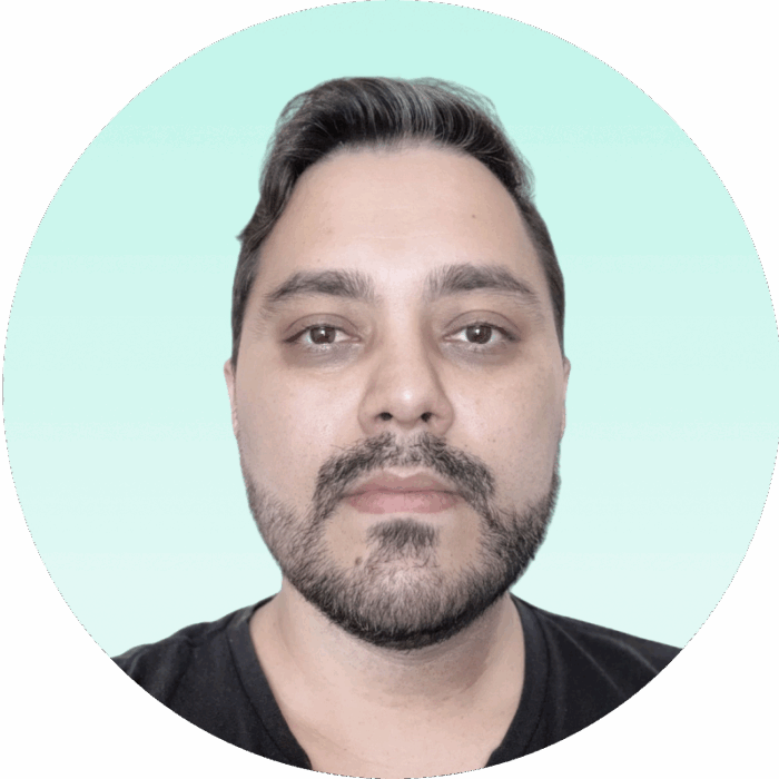 Túlio Castro. Senior Software Engineer at Proprli